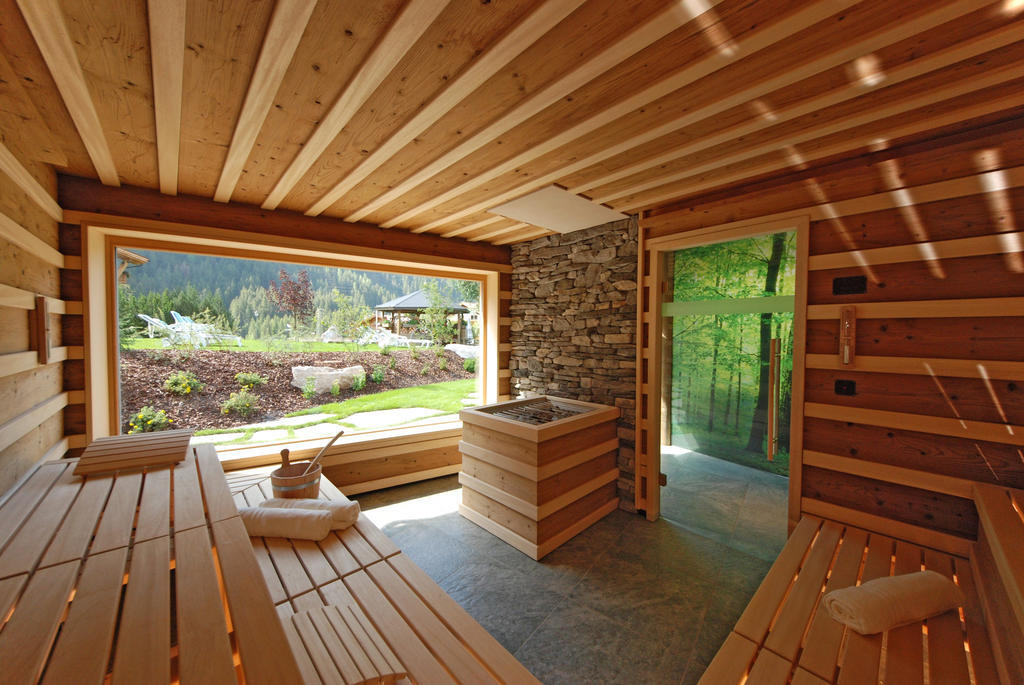 Hotel Gran Paradis Campitello di Fassa Exterior photo